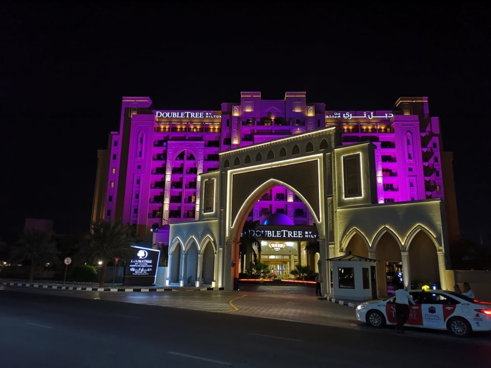 Außenansicht DoubleTree by Hilton Resort & Spa Marjan Island