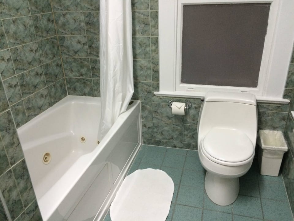 Bad Edwardian San Francisco Hotel