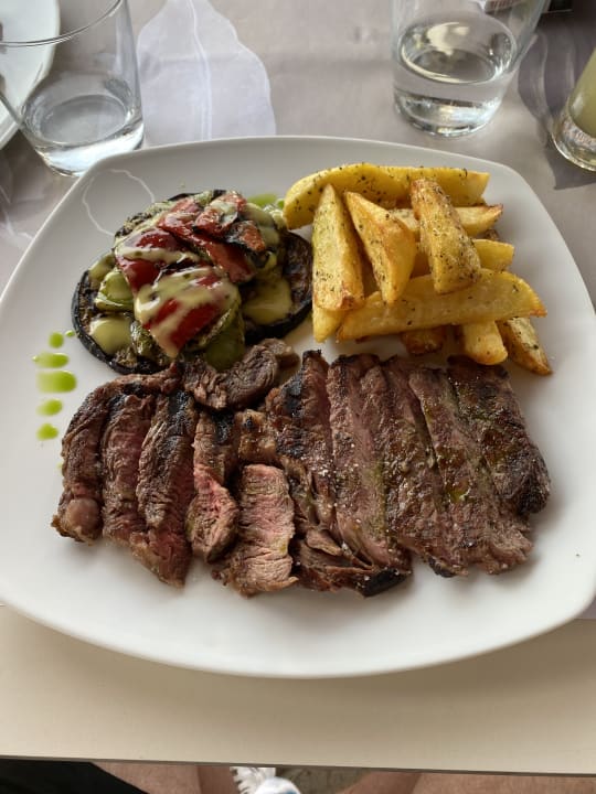 Gastro Hotel Dion Palace Resort and Spa