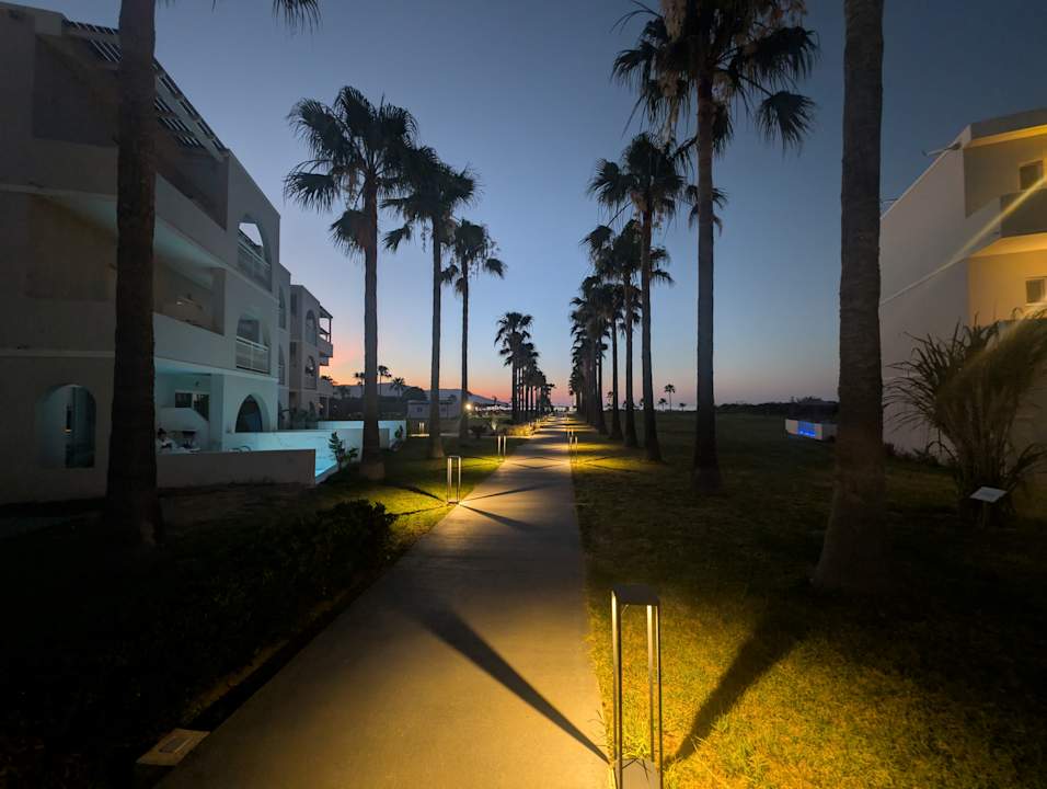 Gartenanlage Delfina Tropic Beach