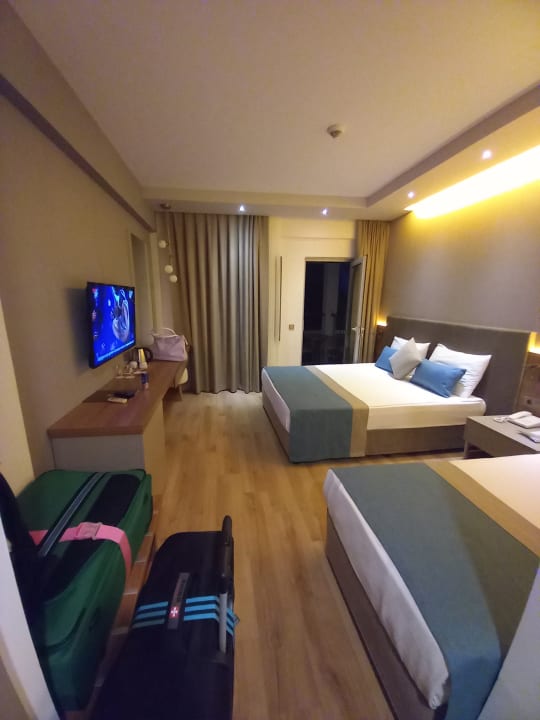 Zimmer Side Story Resort & Spa