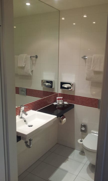 Bad Holiday Inn München - Leuchtenbergring