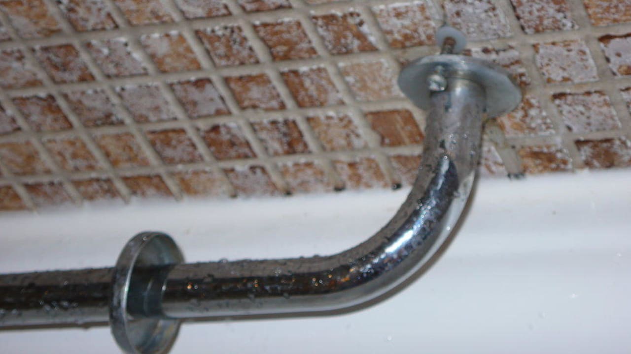 Lockere Armaturen im Bad Barceló Royal Beach