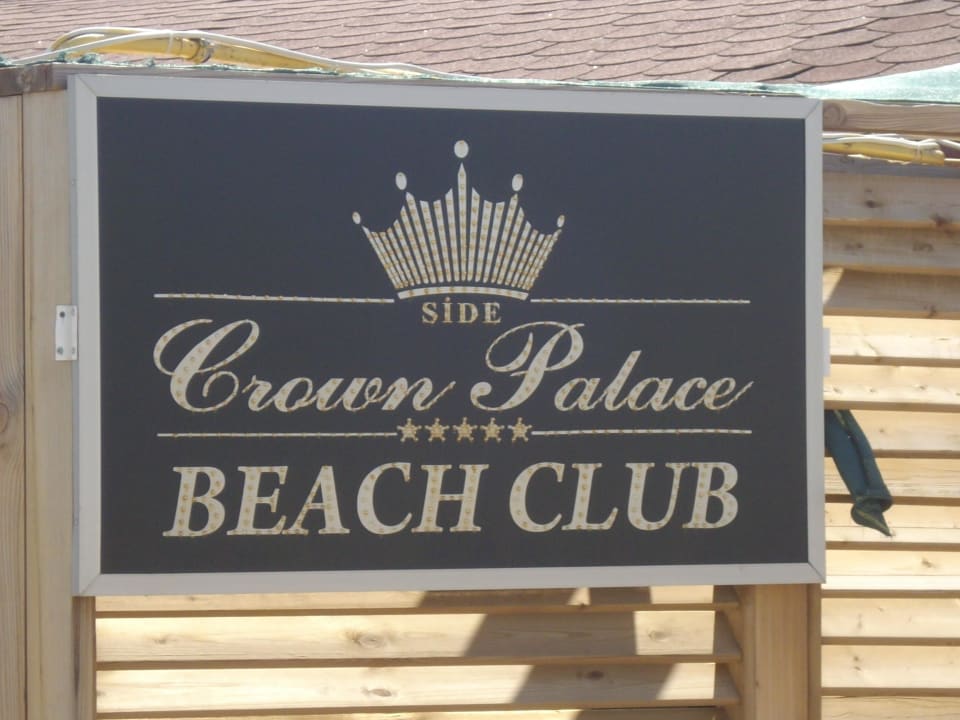 So ist die Strandbude zu finden Side Crown Palace