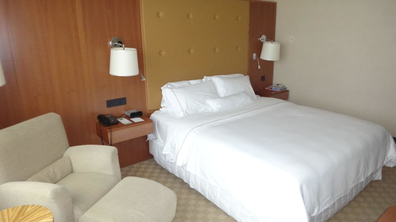 Bett und bequemer Sessel The Westin Warsaw
