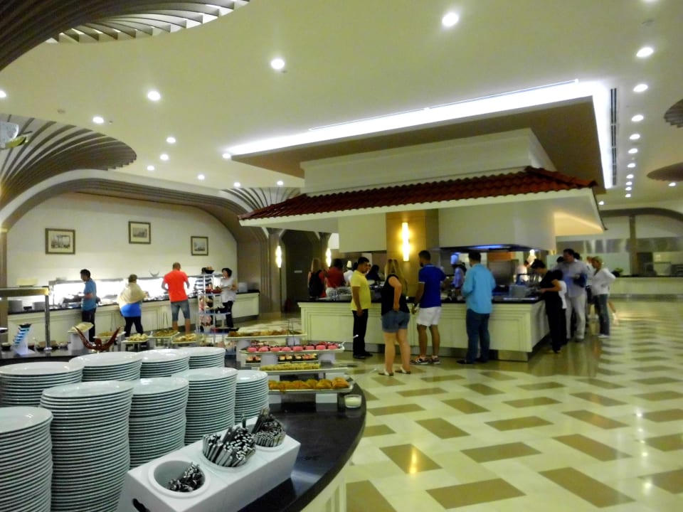 Büffet im Hauptrestaurant Sherwood Exclusive Kemer