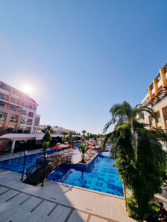 Außenansicht Port Nature Luxury Resort & Spa