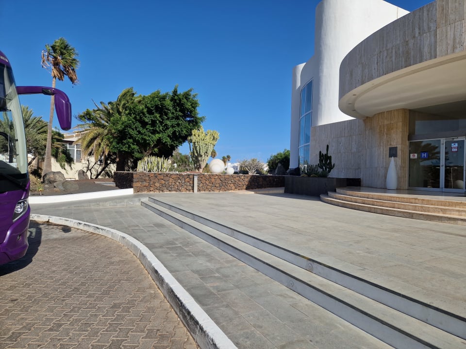 Außenansicht Hipotels La Geria