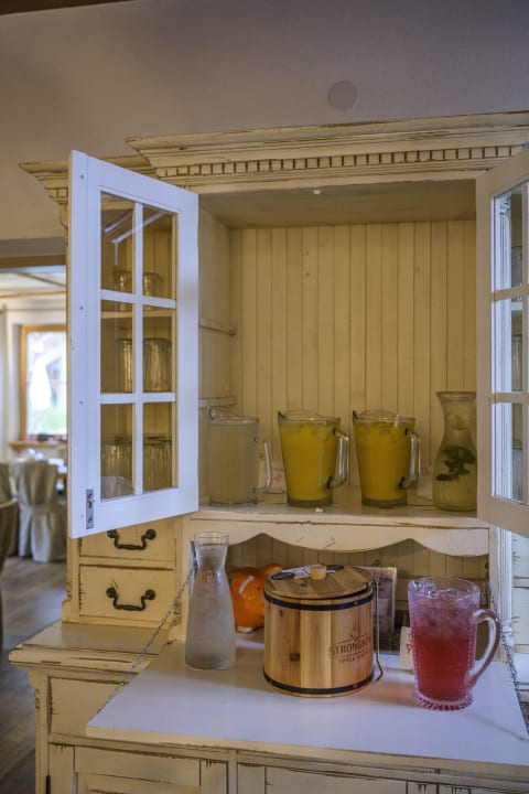 Gastro FLORA - Das kleine Gartenhotel