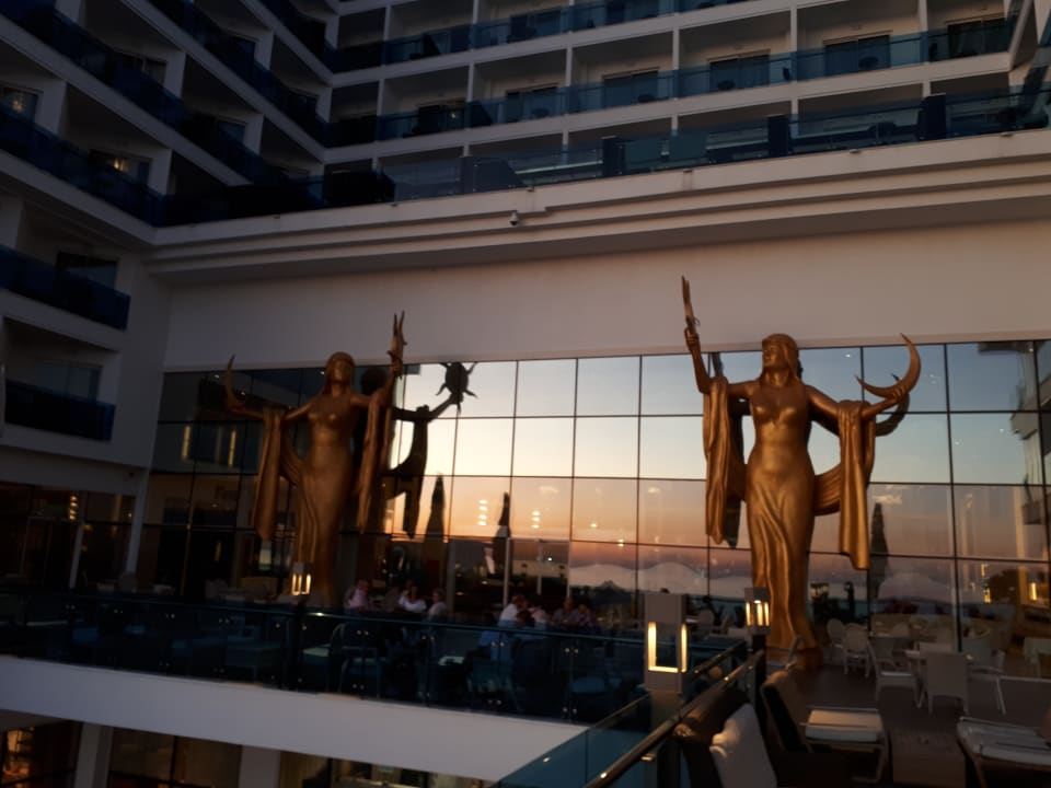 Sonstiges Azura Deluxe Resort & Spa Hotel