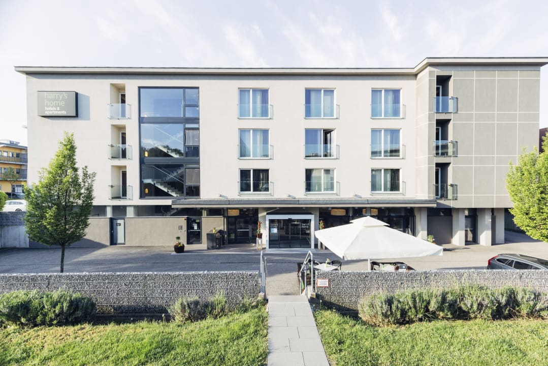 Außenansicht Hotel Harry's Home Linz