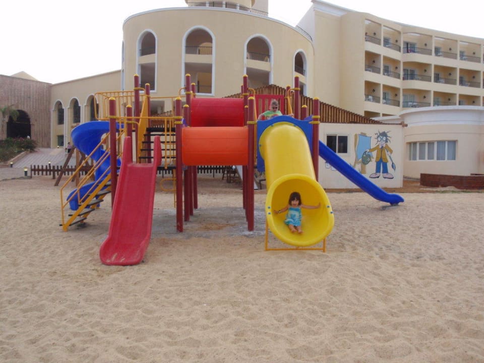 Nagelneuer Spielplatz Siva Golden Bay Makadi