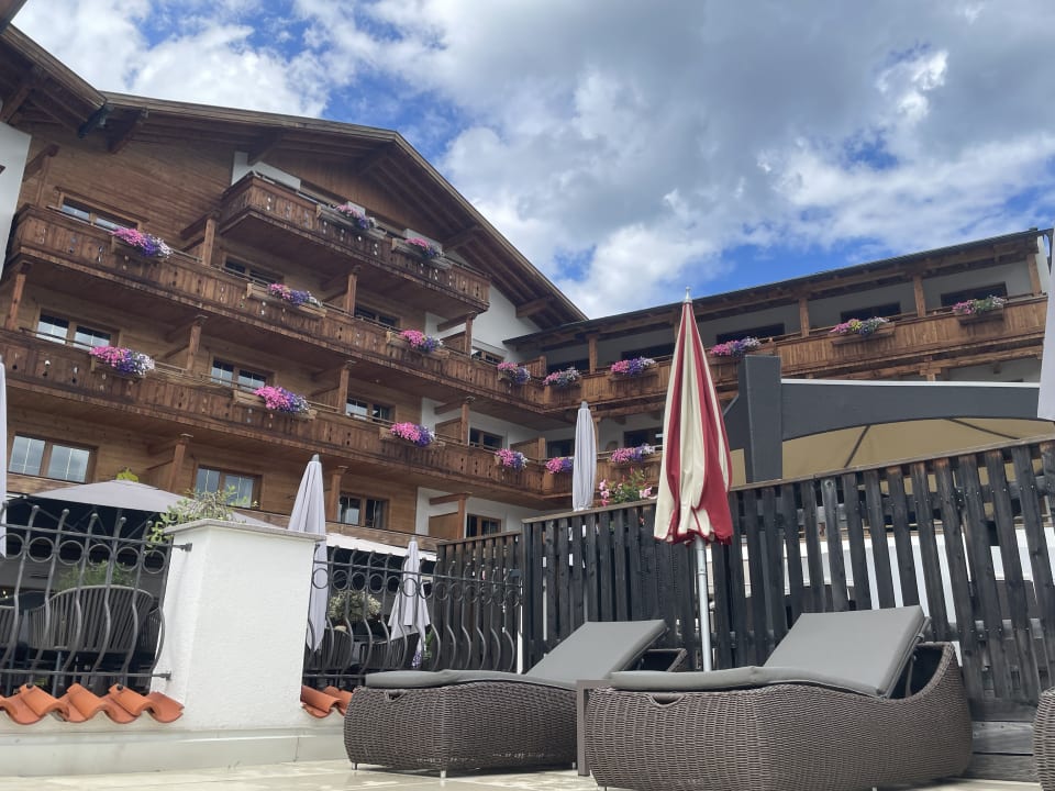 Außenansicht Hotel Fisserhof