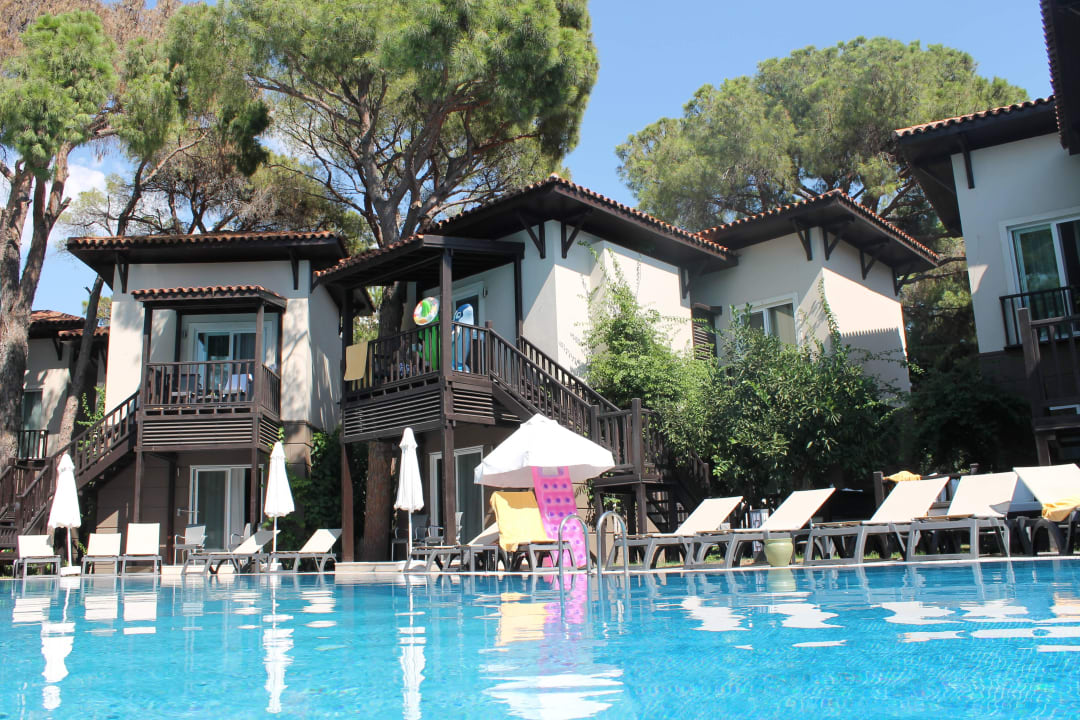Select Pool Villa Papillon Ayscha