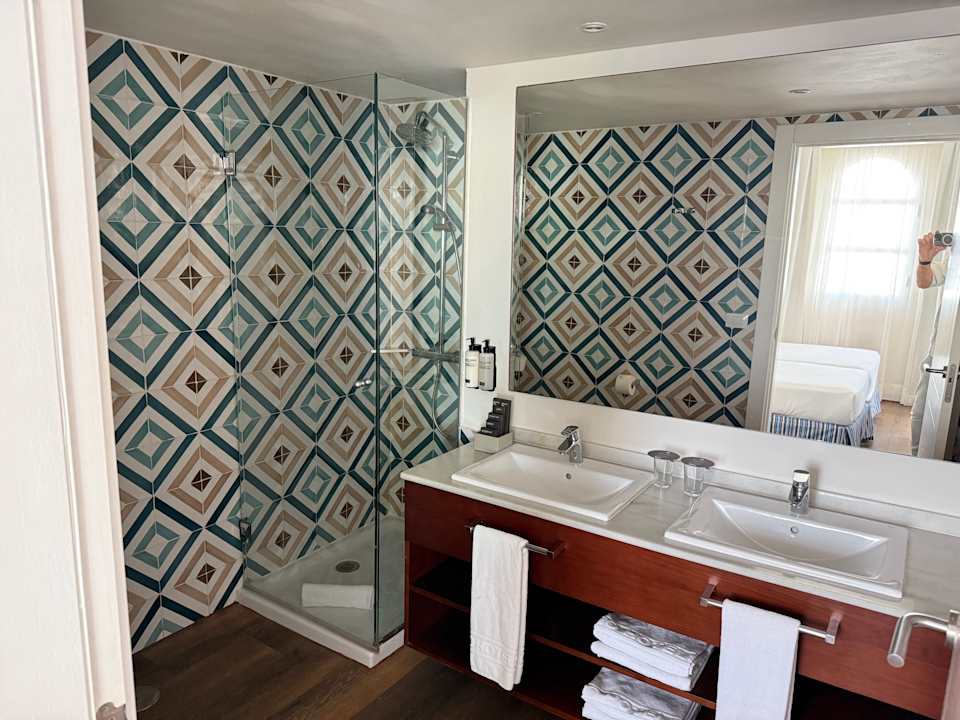 Zimmer H10 Ocean Suites