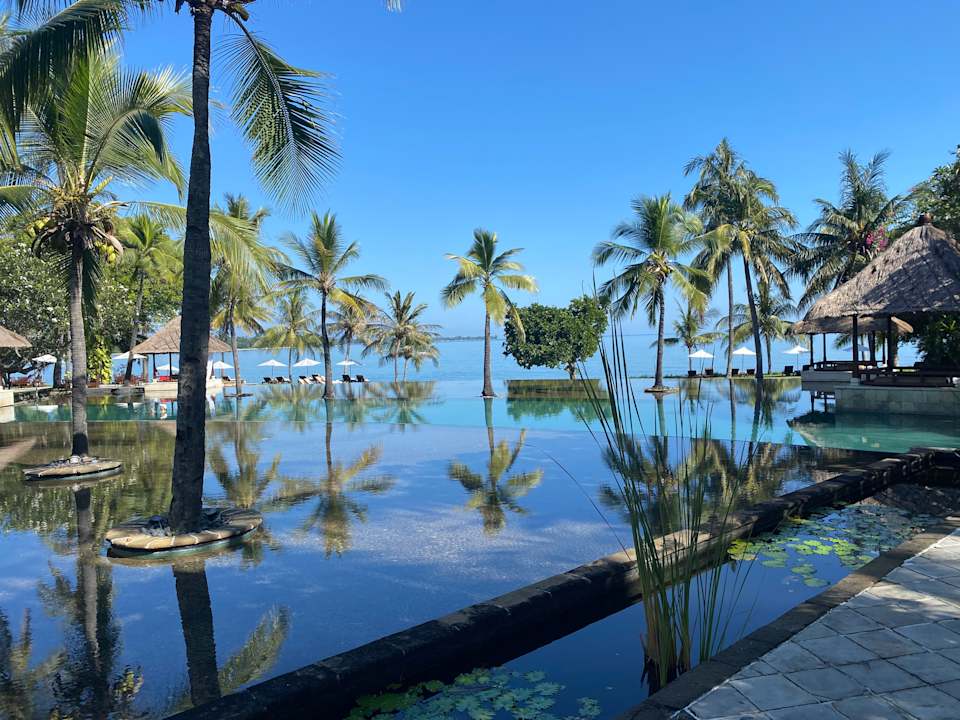 Pool The Oberoi Beach Resort, Lombok