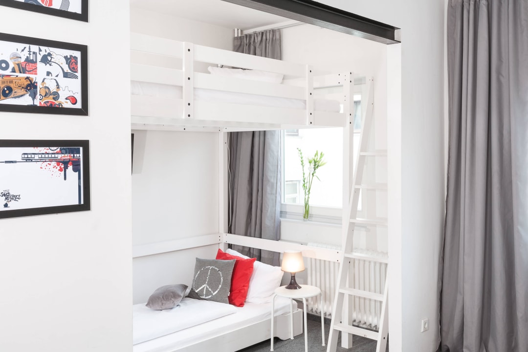 2-5 Liegeplätze Hostel: Karim, Hamburg Hip-Hopt Pyjama Park Reeperbahn Hotel