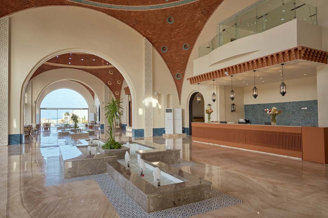 Lobby Diamond Beach by Pearl Resort