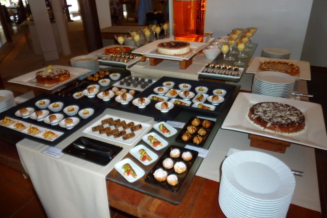 Dessert-Büffet ananea Diamonds Athuruga