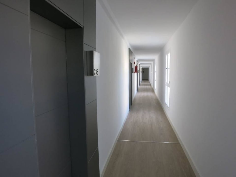 Flur Las Gaviotas Suites Hotel