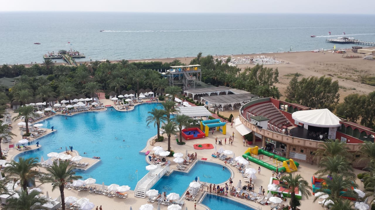 Aussicht 8 Stock Hotel Delphin Palace