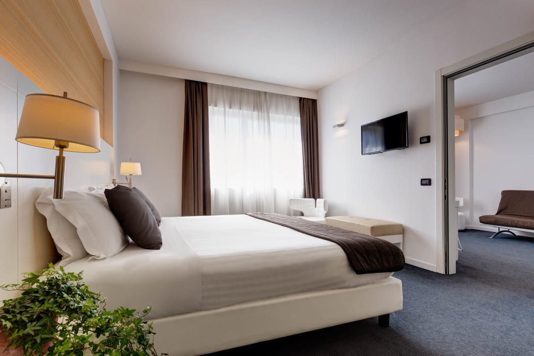 Zimmer iH Hotels Roma Z3