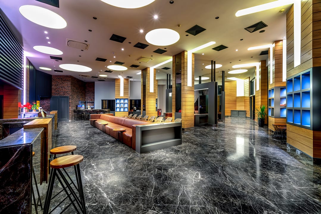 Lobby Hotel Orfeus Park