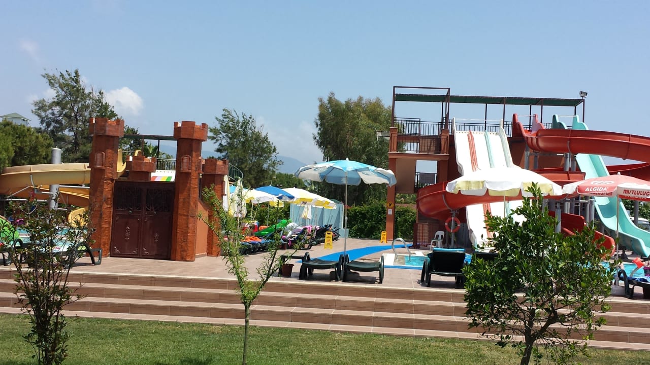 Rutschen  Club Turtas Beach Hotel