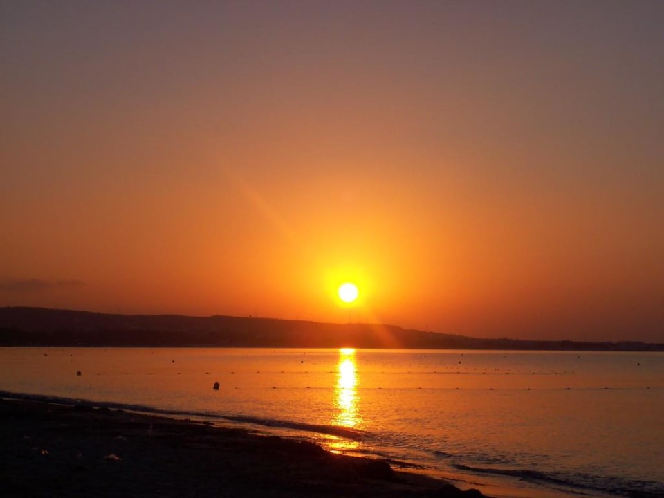 Sonnenaufgang für Frühaufsteher Hotel Paradis Palace