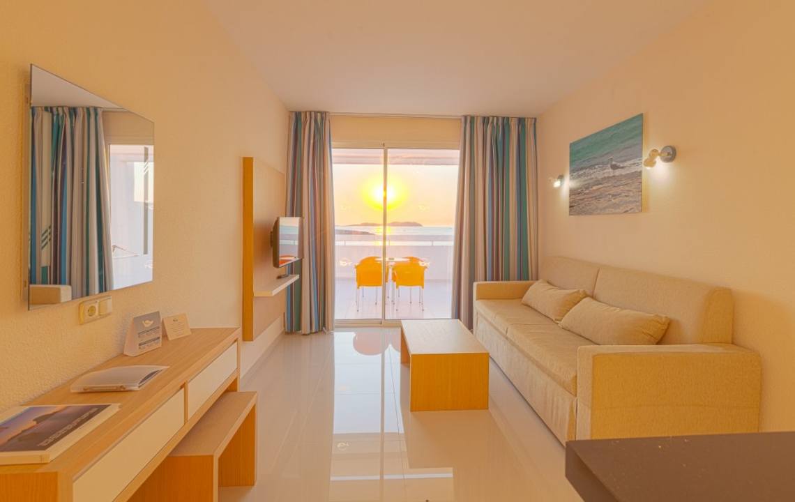 Zimmer Sirenis Seaview Country Club