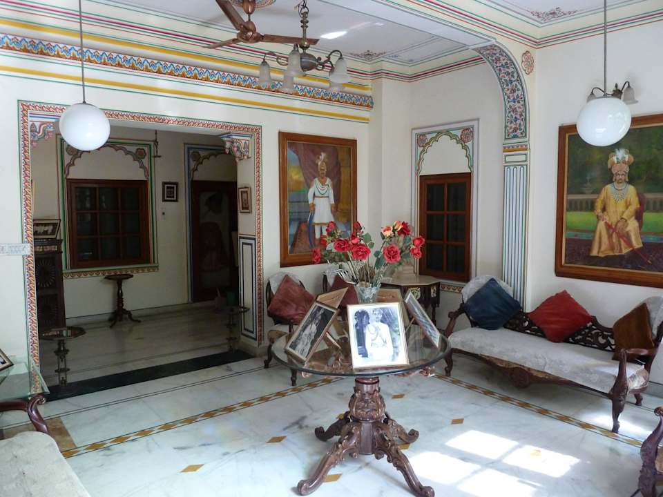 Lobby Hotel Madhuban