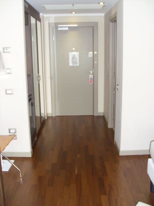 Eingangsbereich Hotel Ramada Plaza Milano