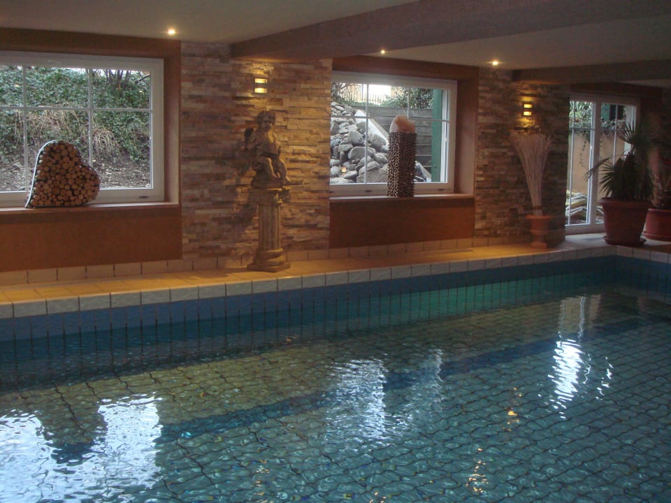 "Entspannung am Pool" Landhotel Koller (Ringelai) • HolidayCheck 