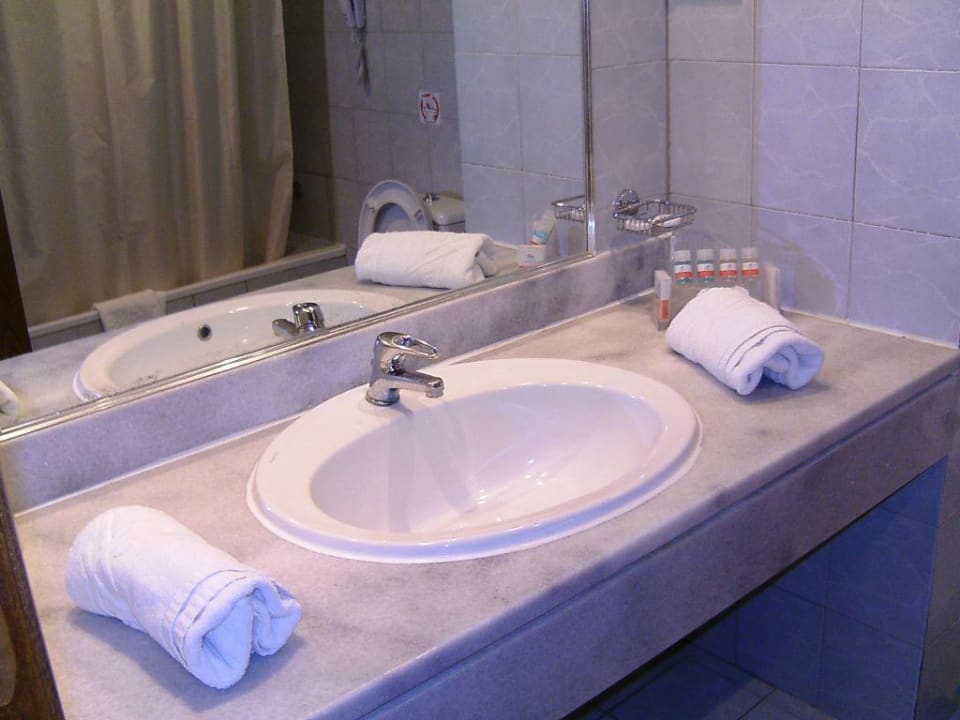 Badezimmer Hotel Kalithea Mare Palace