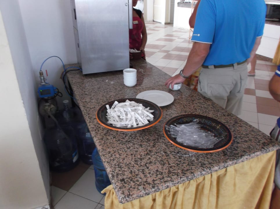 Tassen? Hotel Meninx Djerba