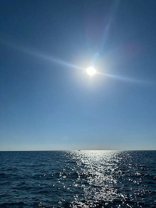 Strand Rubi Platinum Sign