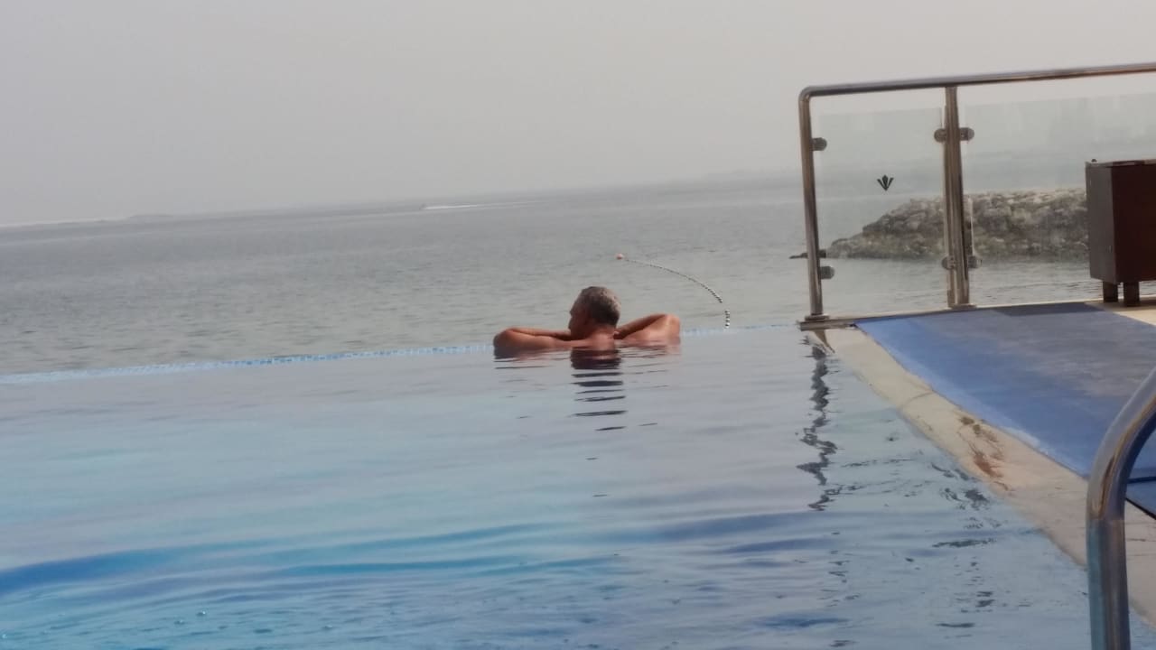Infinity Pool (adults only) Rixos Bab Al Bahr
