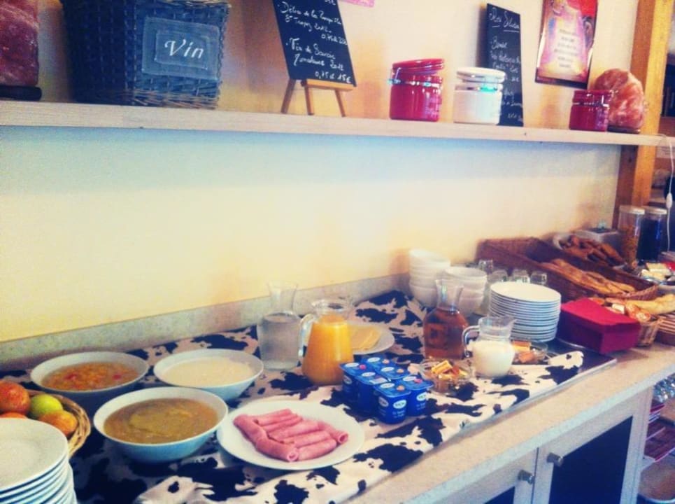 Petit déjeuner Couett'hotel Rumilly