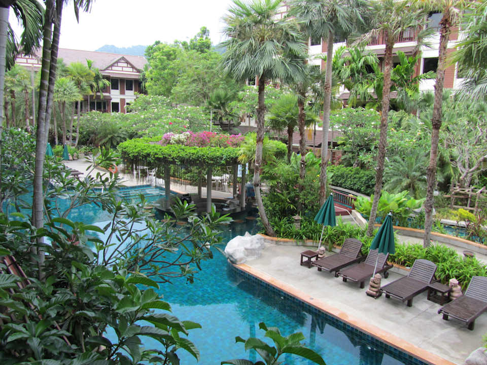 Pool Kata Palm Resort & Spa