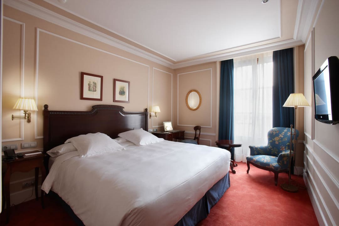 Habitación doble clásica Hotel Palacio Guendulain