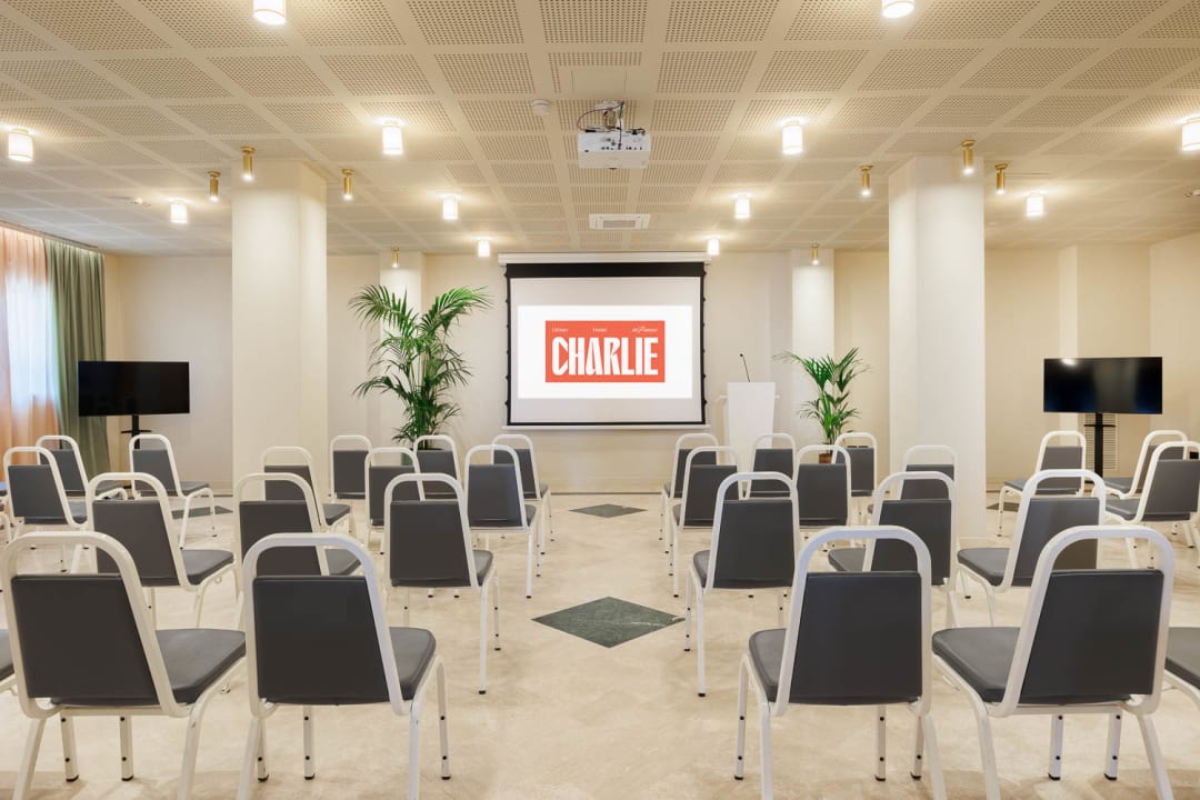 Sonstiges Charlie Urban Hotel