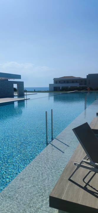 Pool Porto Bello Royal