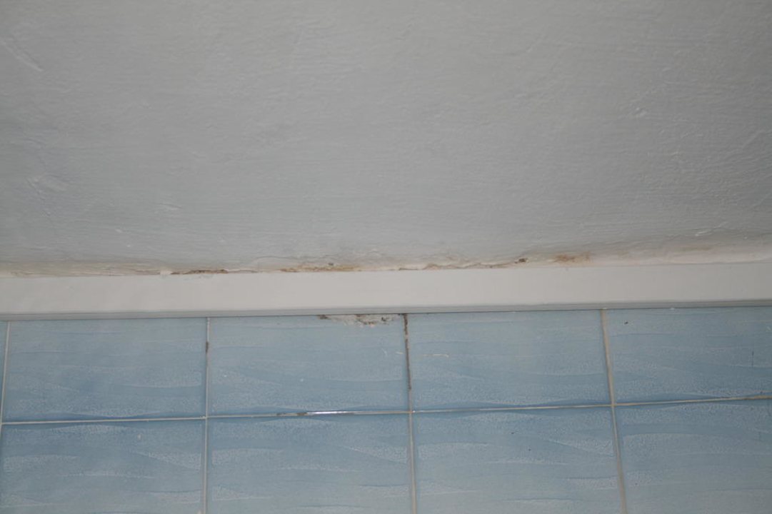 Bodenfliesen im Bad Rivijera Villen & Dependance Flora & Madera