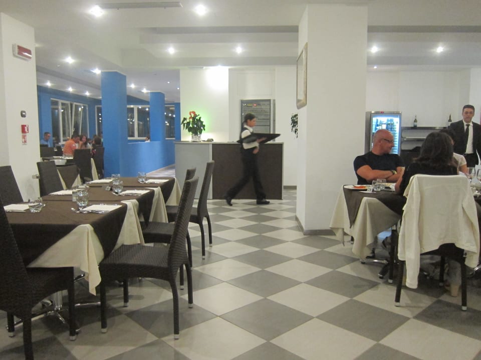 Kantinen-Atmosphäre Ai Pozzi Village Hotel & Resort