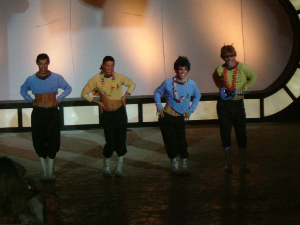 Show Golden Beach Resort