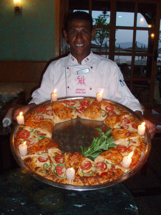 Bei Pizzen das Mass aller Dinge: Ahmed Khalifa Beach Albatros Resort