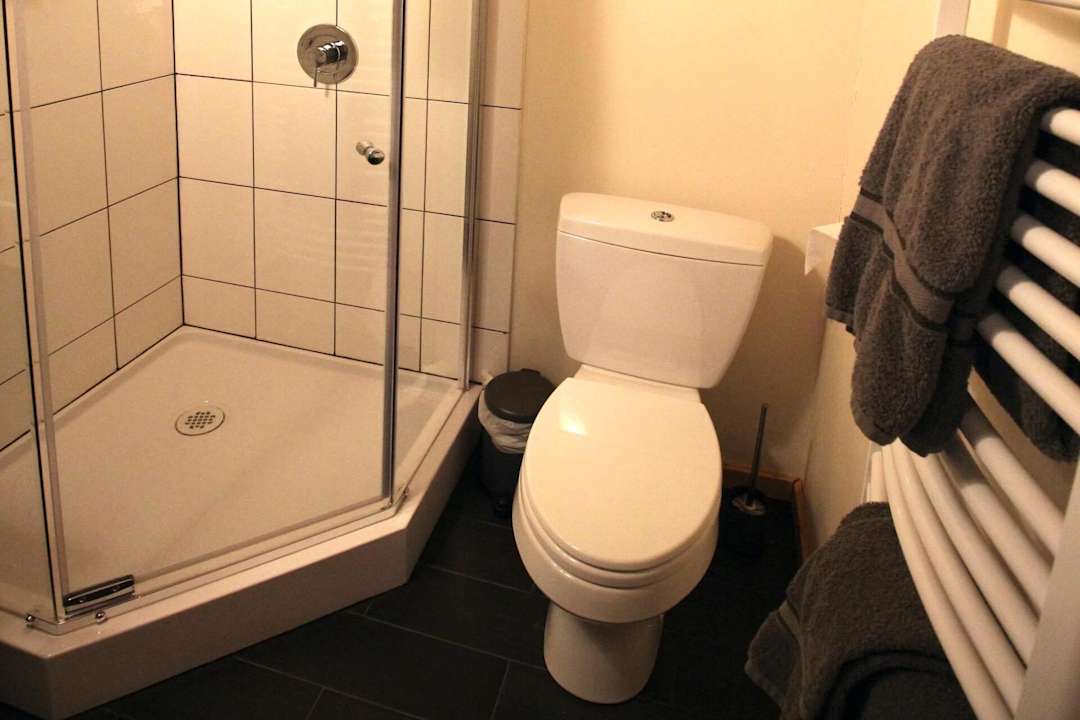 Zimmer Red Cariboo Apartments