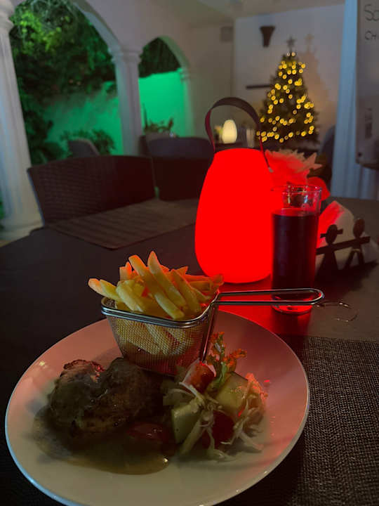 Gastro Dulaa Deema Residence Brufut Heights