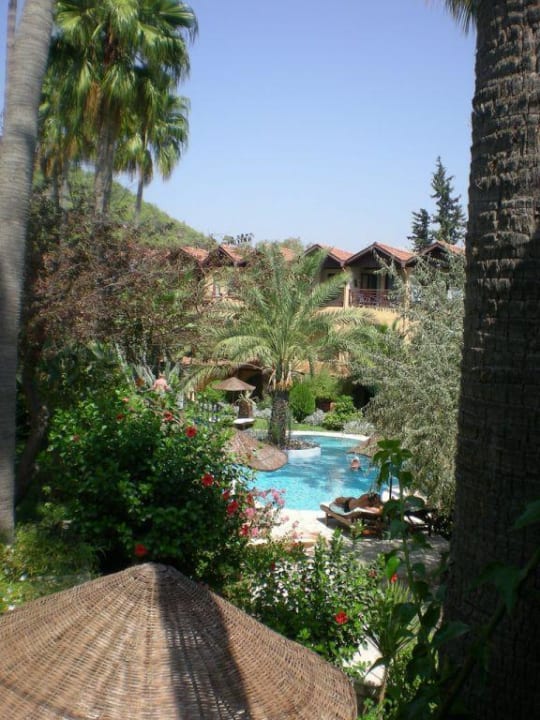 Widok na drugi basen Green Paradise Beach Hotel