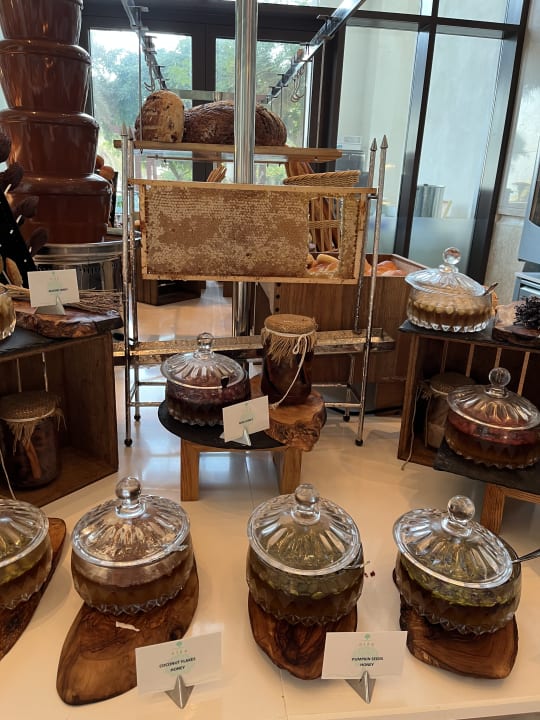 Gastro The St. Regis Saadiyat Island Resort, Abu Dhabi